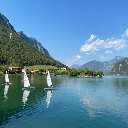 Casa Carla, Bis 4 Personen, Garten, Balkon Mit Blick Auf Den Und Berge Apartamento Crone